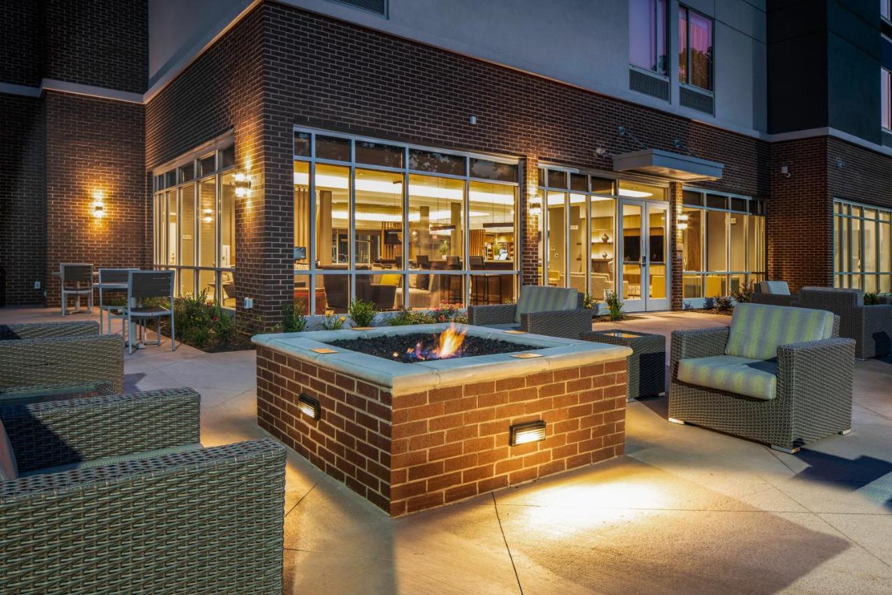 Springhill Suites By Marriott Charlotte Huntersville Ngoại thất bức ảnh