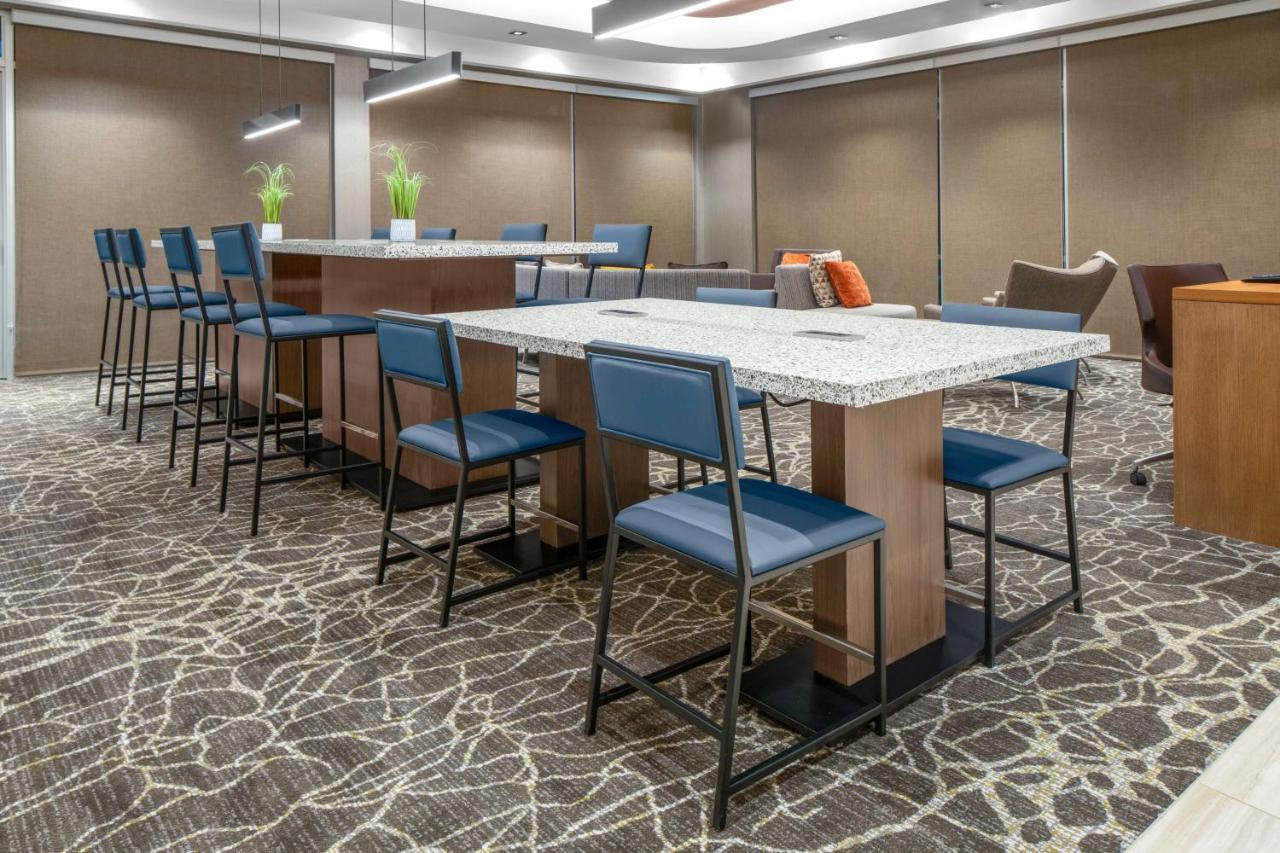 Springhill Suites By Marriott Charlotte Huntersville Ngoại thất bức ảnh